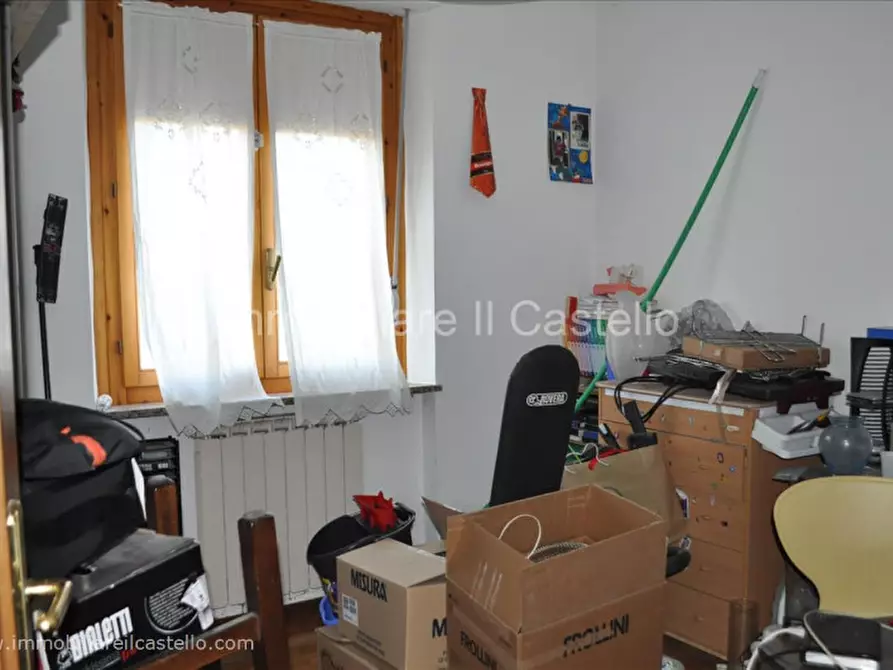 Immagine 7 di Appartamento in vendita  in Via Petrarca, 14 a Castiglione Del Lago