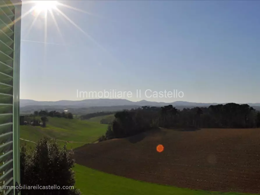 Immagine 4 di Appartamento in vendita  in Via Toscana a Castiglione Del Lago
