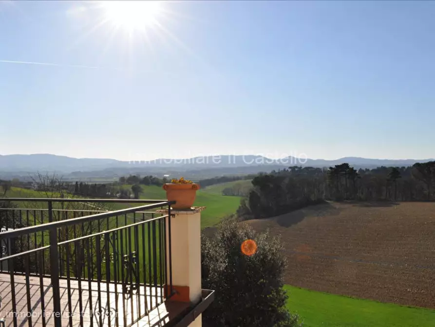 Immagine 7 di Appartamento in vendita  in Via Toscana a Castiglione Del Lago