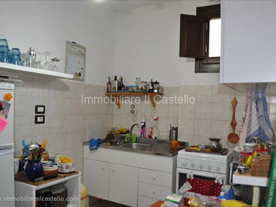 Immagine 4 di Appartamento in vendita  in Via Toscana a Castiglione Del Lago