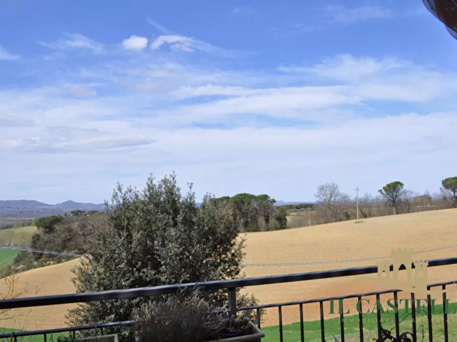 Immagine 8 di Appartamento in vendita  in Via Toscana a Castiglione Del Lago