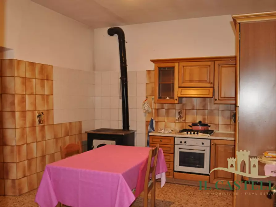 Immagine 5 di Appartamento in vendita  in Località Nonni a Castiglione Del Lago