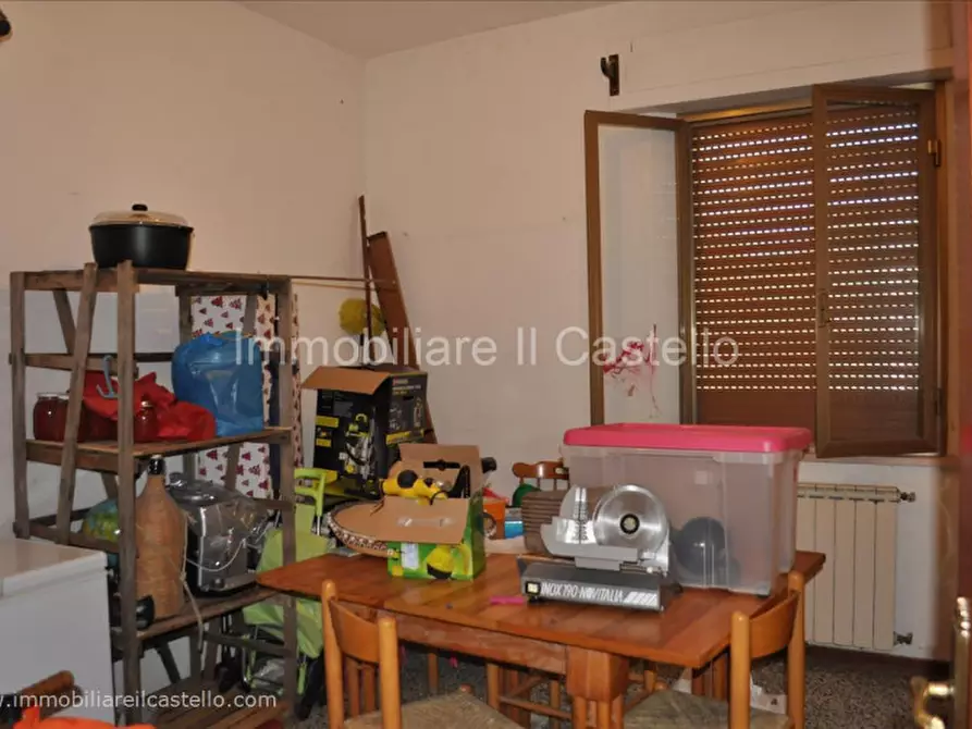 Immagine 6 di Appartamento in vendita  in Località Nonni a Castiglione Del Lago