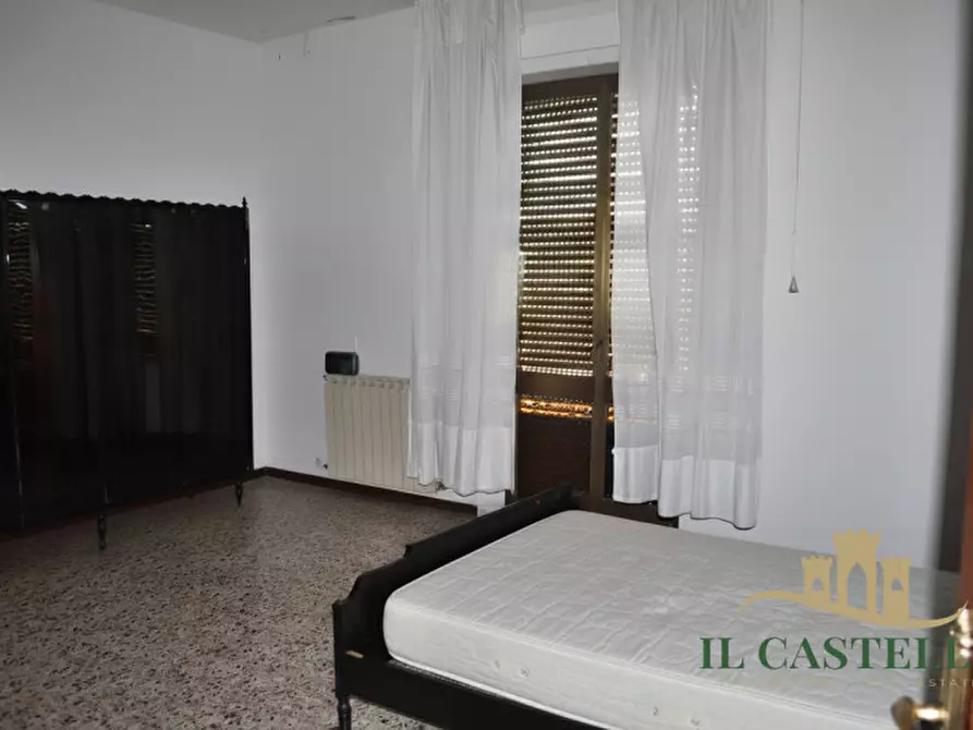 Immagine 7 di Appartamento in vendita  in Località Nonni a Castiglione Del Lago