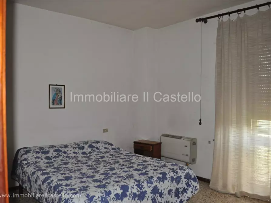 Immagine 8 di Appartamento in vendita  in Località Nonni a Castiglione Del Lago