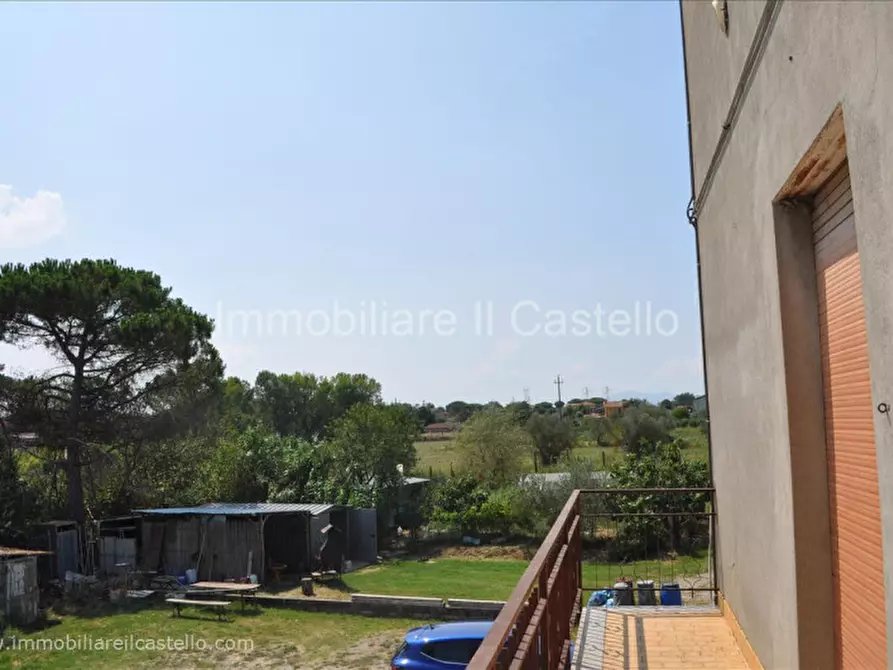 Immagine 12 di Appartamento in vendita  in Località Nonni a Castiglione Del Lago