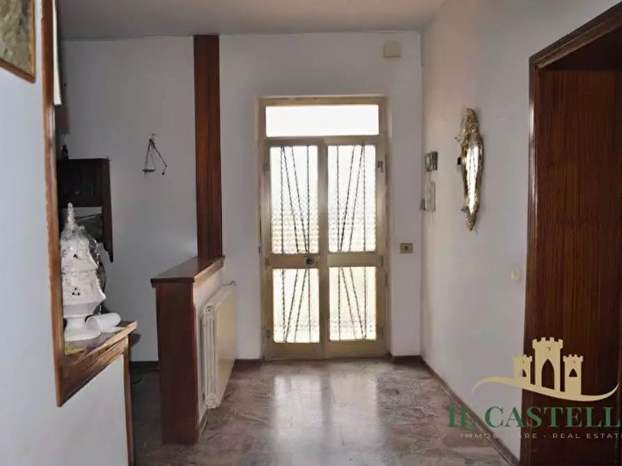 Immagine 13 di Appartamento in vendita  in Località Nonni a Castiglione Del Lago