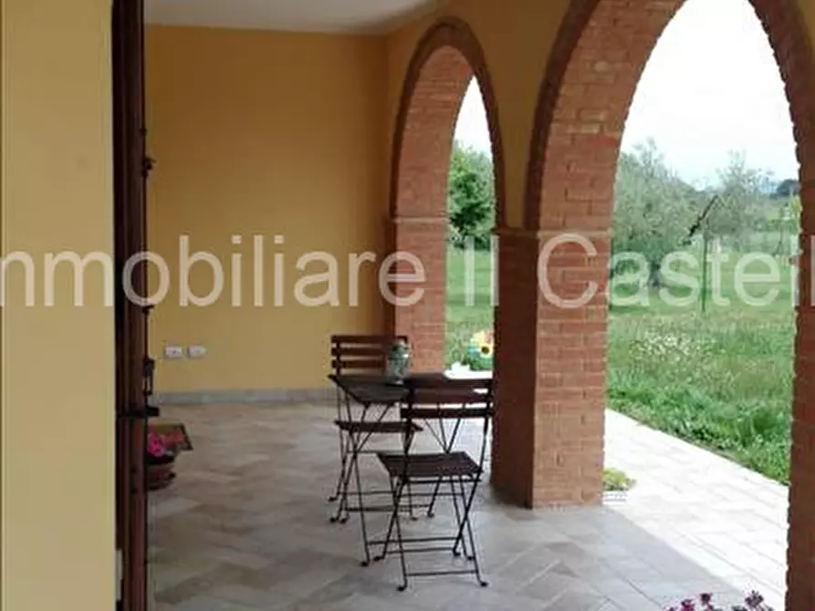 Immagine 9 di Villa in vendita  in VIA VITELLINO a Castiglione Del Lago