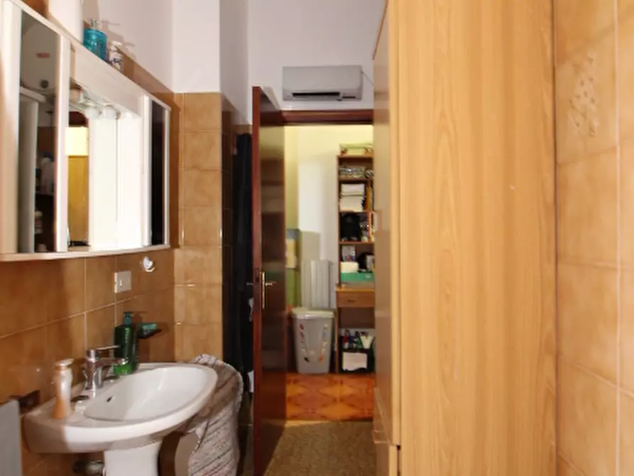 Immagine 17 di Appartamento in vendita  a Arcevia