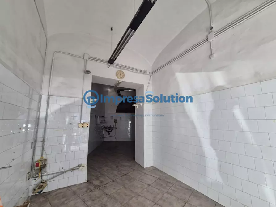 Immagine 9 di Negozio in affitto  in Via Nuova Poggioreale a Napoli