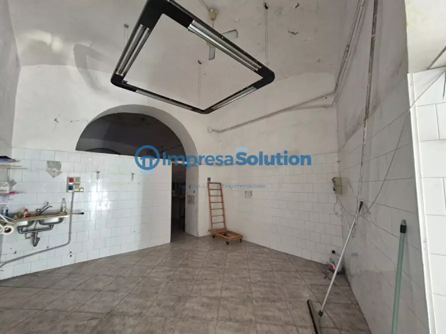 Immagine 11 di Negozio in affitto  in Via Nuova Poggioreale a Napoli