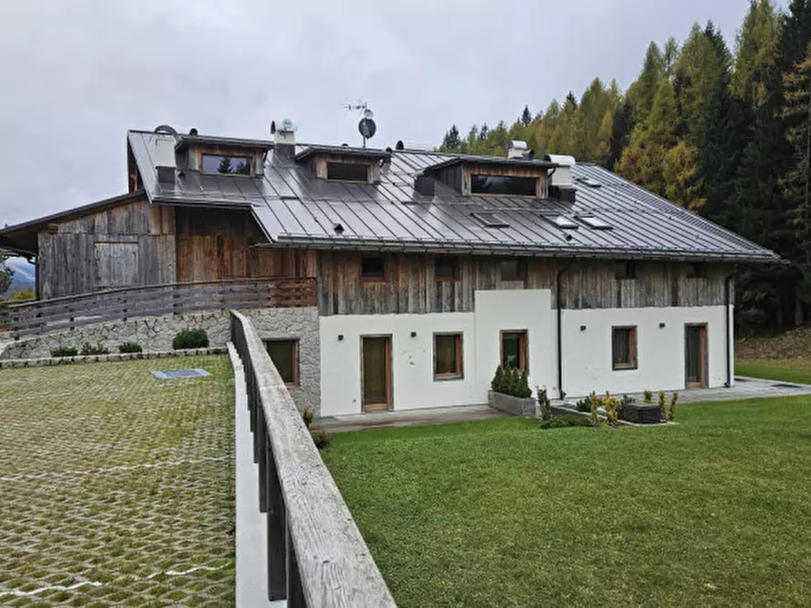 Immagine 13 di Appartamento in vendita  in Strada Statale Alemagna a Cortina D'ampezzo