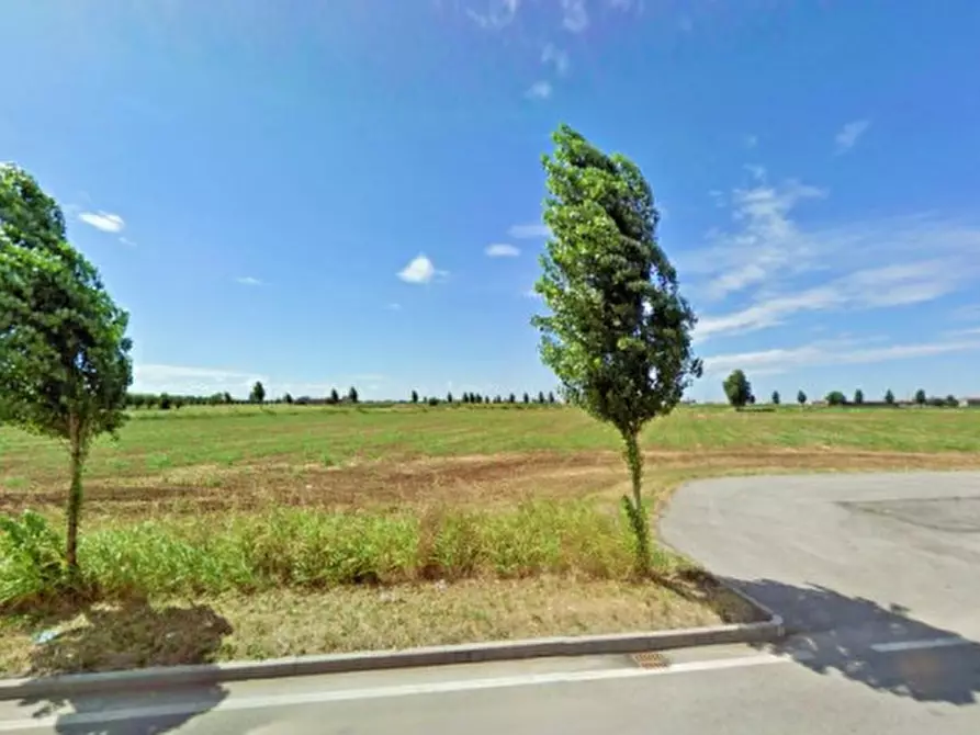 Immagine 1 di Terreno in vendita  in via San Pio X 34/a a Castelfranco Veneto