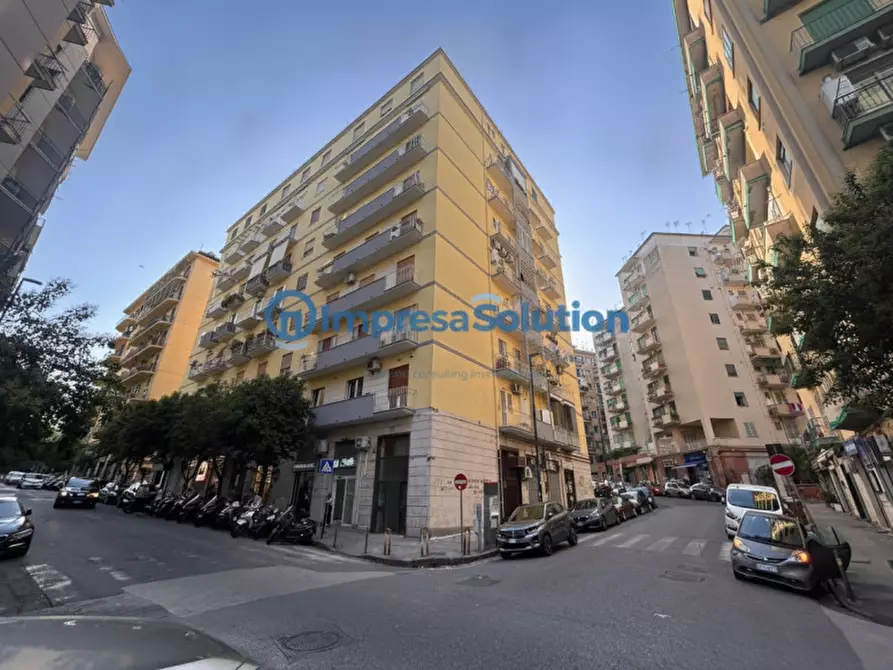 Immagine 2 di Negozio in affitto  in Via Giuseppe Orsi a Napoli