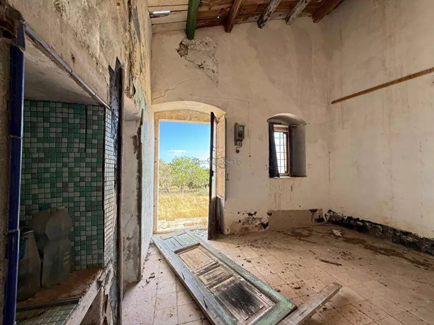 Immagine 29 di Rustico / casale in vendita  in Strada Provinciale 56 a Scicli