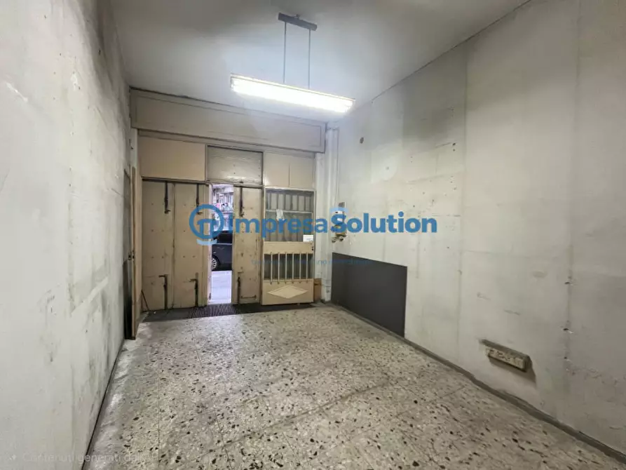 Immagine 5 di Negozio in affitto  in Corso Arnaldo Lucci a Napoli