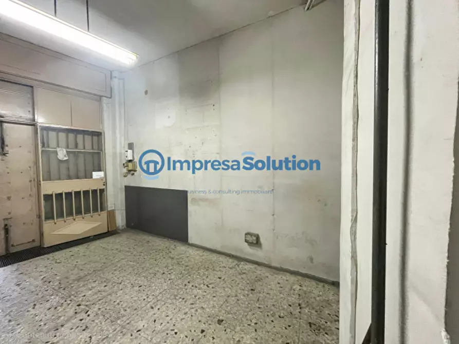 Immagine 6 di Negozio in affitto  in Corso Arnaldo Lucci a Napoli