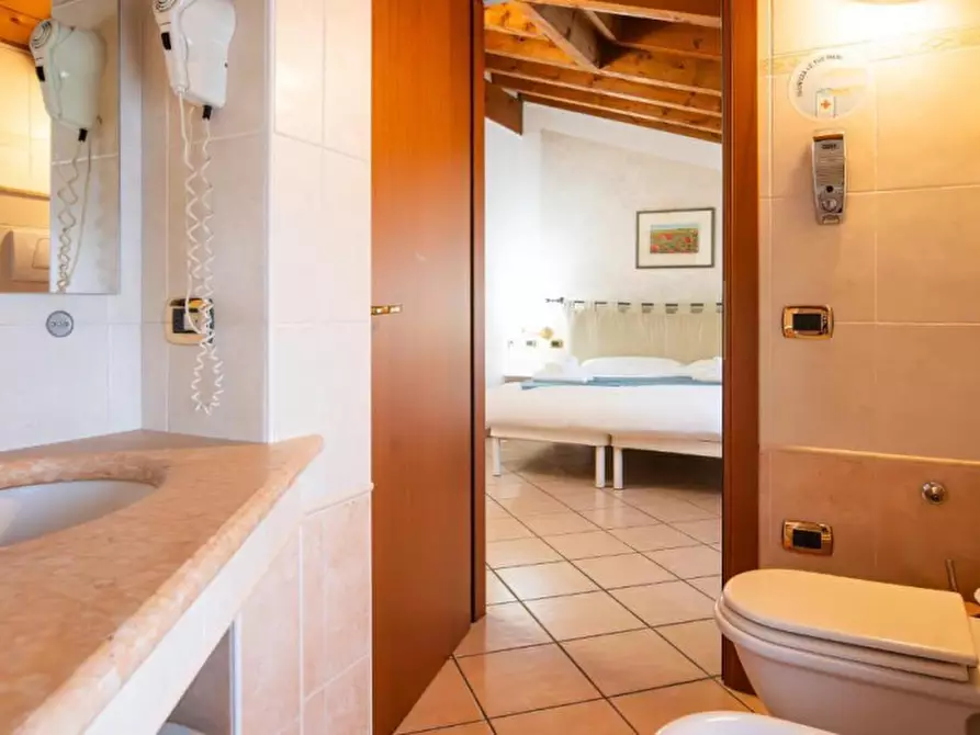 Immagine 7 di Bed & Breakfast in vendita  in Via caterina Bon brenzoni a Mozzecane