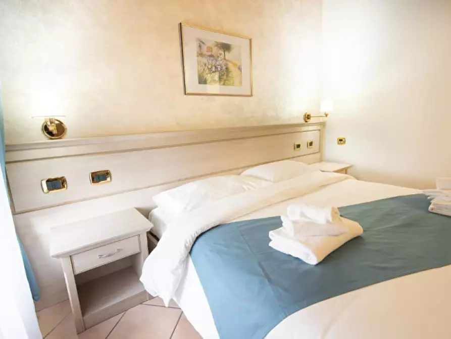 Immagine 8 di Bed & Breakfast in vendita  in Via caterina Bon brenzoni a Mozzecane