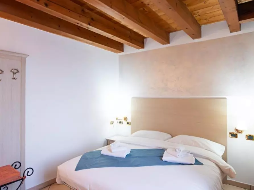 Immagine 10 di Bed & Breakfast in vendita  in Via caterina Bon brenzoni a Mozzecane