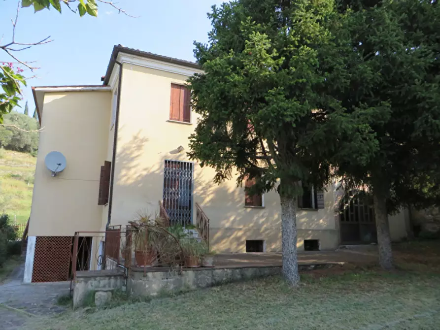 Immagine 1 di Villa in vendita  in Via Roma a Cinto Euganeo