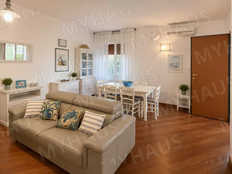 Immagine 18 di Appartamento in vendita  in Viale Andrea Palladio 30 a Cesenatico