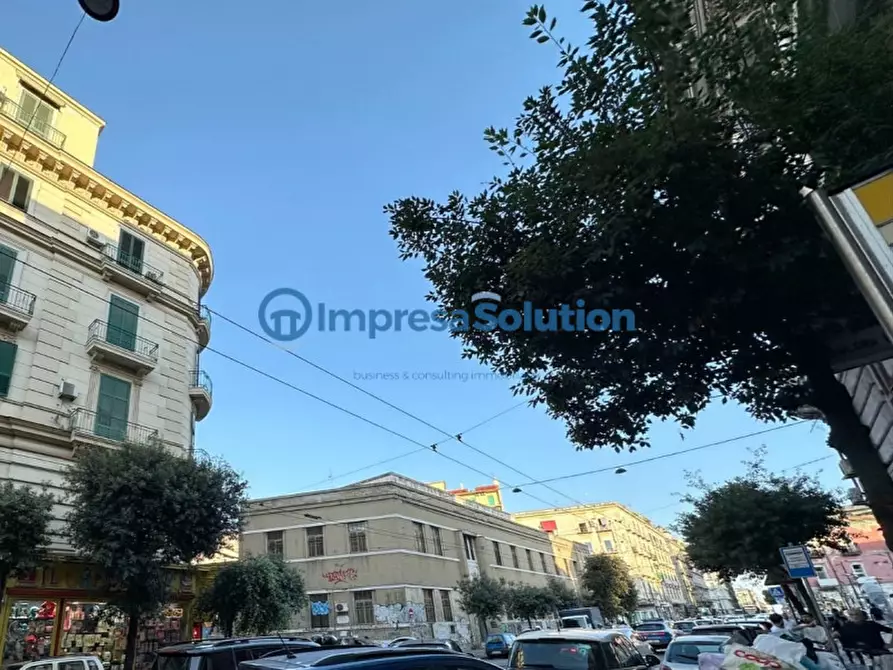 Immagine 7 di Negozio in vendita  in Corso Giuseppe Garibaldi 121 a Napoli
