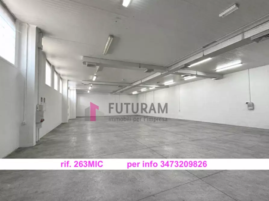 Immagine 1 di Capannone industriale in vendita  in Viale del Lavoro a Vigonza
