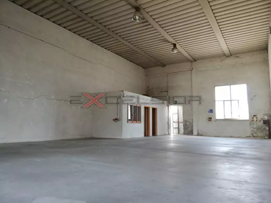 Immagine 2 di Capannone industriale in vendita  in Via G. Matteotti n.20 bis - Cavarzere a Cavarzere