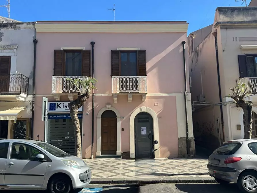 Immagine 1 di Casa indipendente in vendita  in Via Umberto I°, 144 a Milazzo