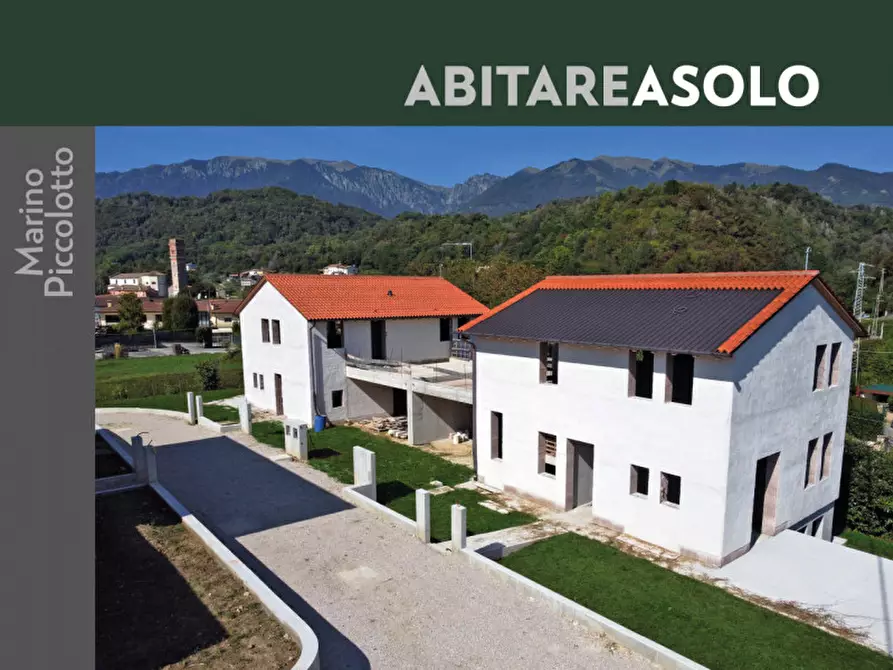 Immagine 1 di Casa bifamiliare in vendita  in Via Cannaregio a Castelcucco