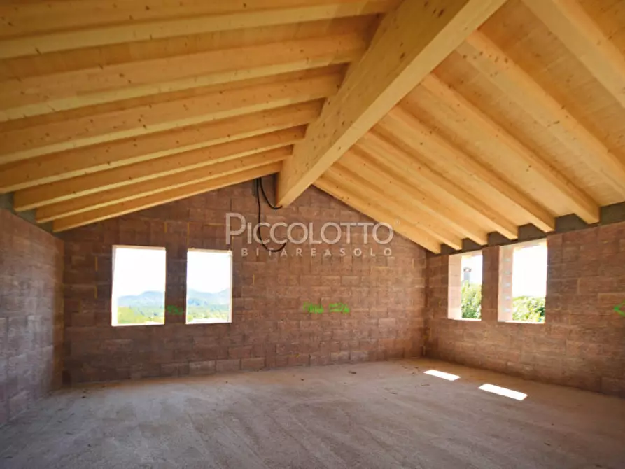 Immagine 5 di Casa bifamiliare in vendita  in Via Cannaregio a Castelcucco