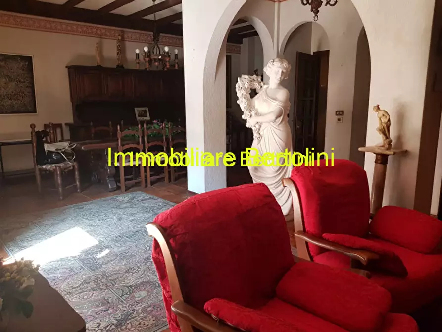 Immagine 2 di Villa in vendita  in centro a San Remo