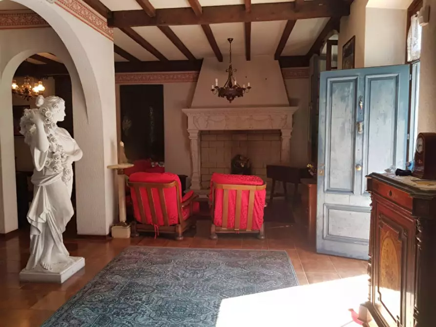 Immagine 9 di Villa in vendita  in centro a San Remo