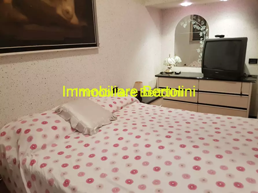 Immagine 10 di Villa in vendita  in centro a San Remo