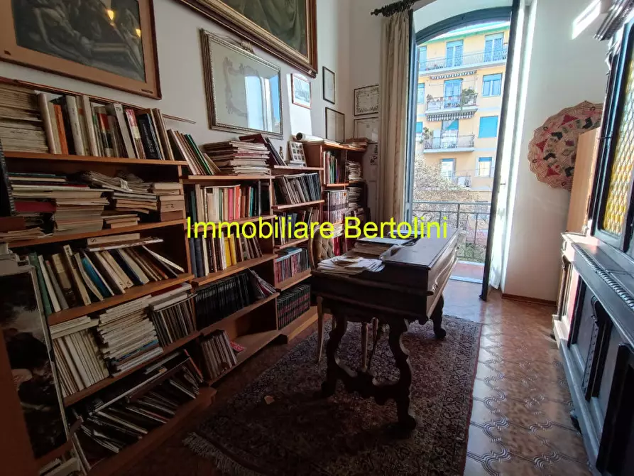 Immagine 17 di Villa in vendita  in centro a San Remo