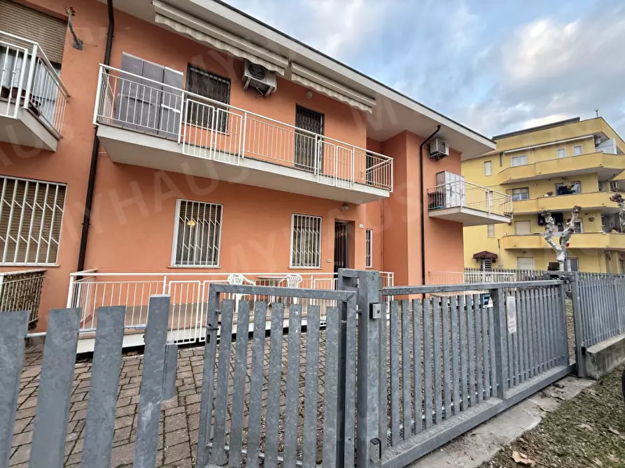 Immagine 37 di Appartamento in vendita  in Viale Leon Battista Alberti 13 a Cesenatico
