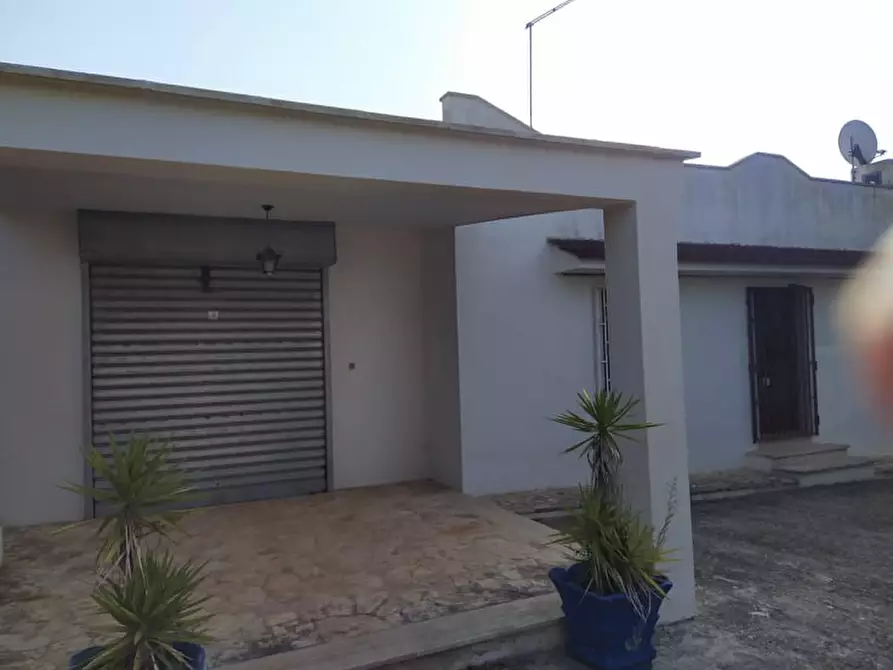 Immagine 23 di Villa in vendita  in contrada sessana grande a Ostuni