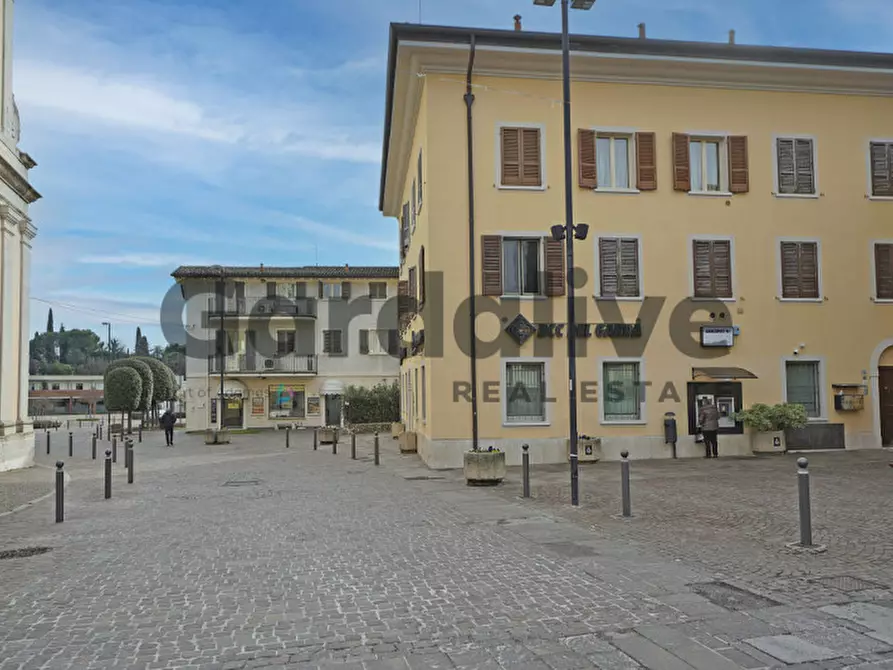 Immagine 24 di Appartamento in vendita  in Via Italo Barbieri a Padenghe Sul Garda