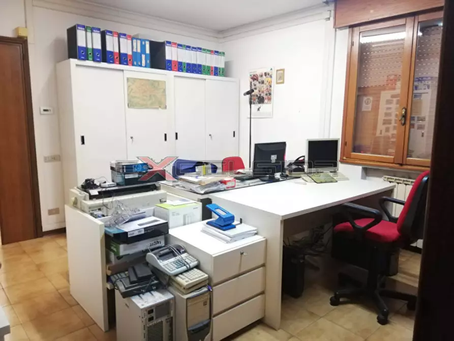 Immagine 5 di Ufficio in vendita  a Cavarzere