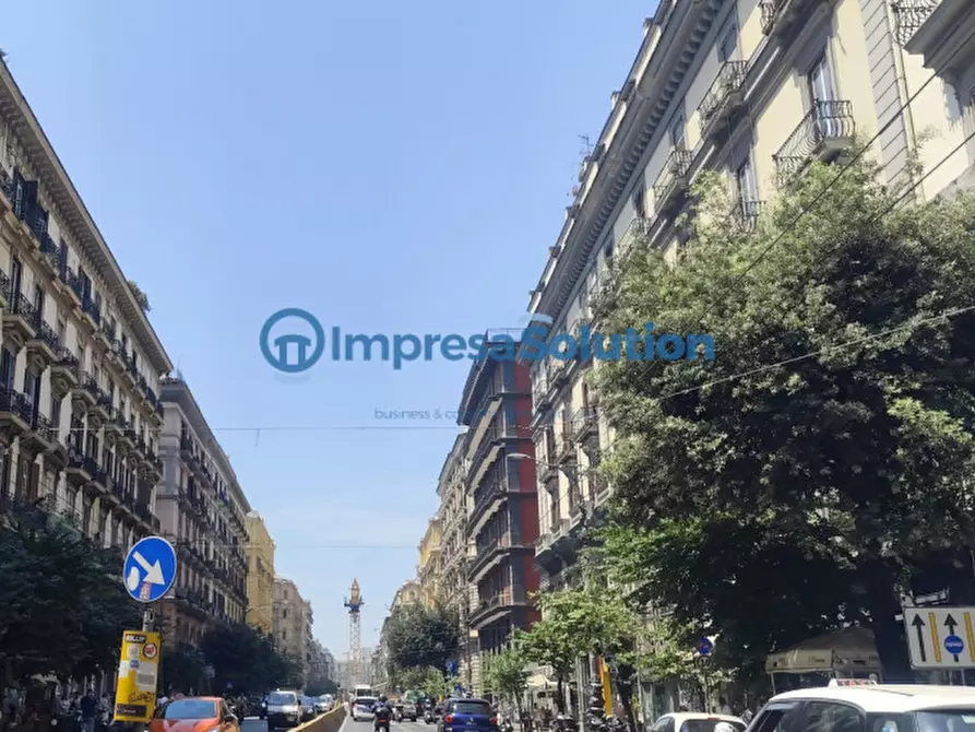 Immagine 7 di Negozio in affitto  in Corso Umberto I a Napoli