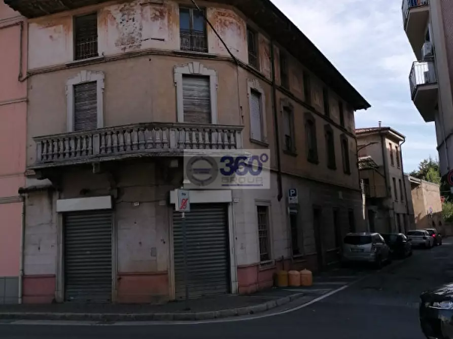 Immagine 1 di Palazzo in vendita  in Via Bonomelli a Rovato