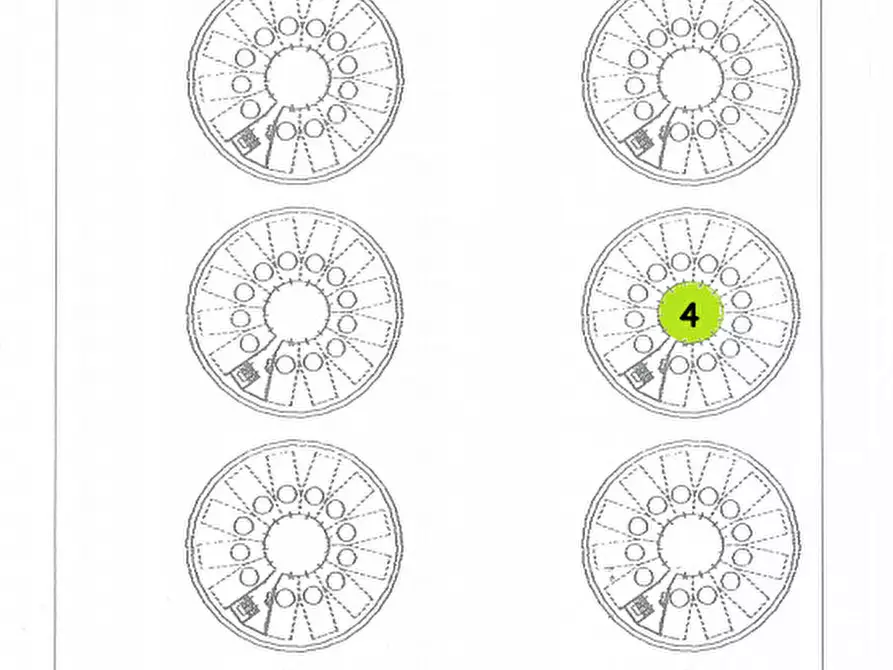 Immagine 3 di Garage in vendita  in Via Cesare Battisti a Cesena