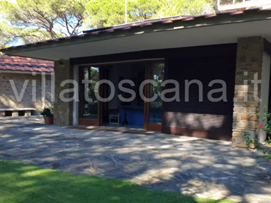Immagine 7 di Villa in vendita  in Pineta di Roccamare a Castiglione Della Pescaia