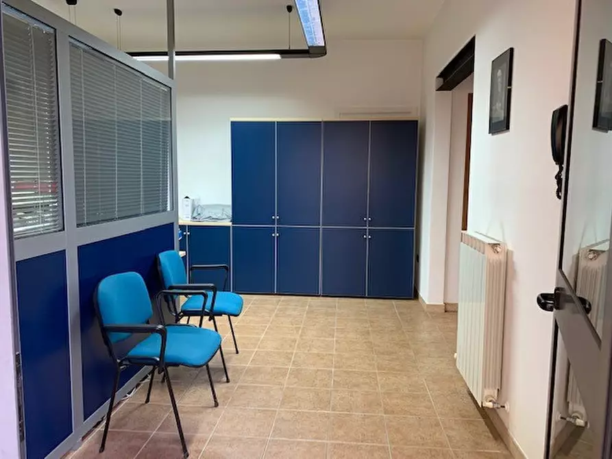 Immagine 7 di Ufficio in affitto  in via marconi a Montevarchi