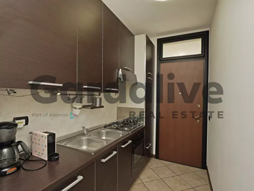 Immagine 6 di Appartamento in vendita  in Piazza Olivieri 2 a Polpenazze Del Garda