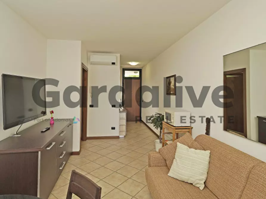 Immagine 9 di Appartamento in vendita  in Piazza Olivieri 2 a Polpenazze Del Garda