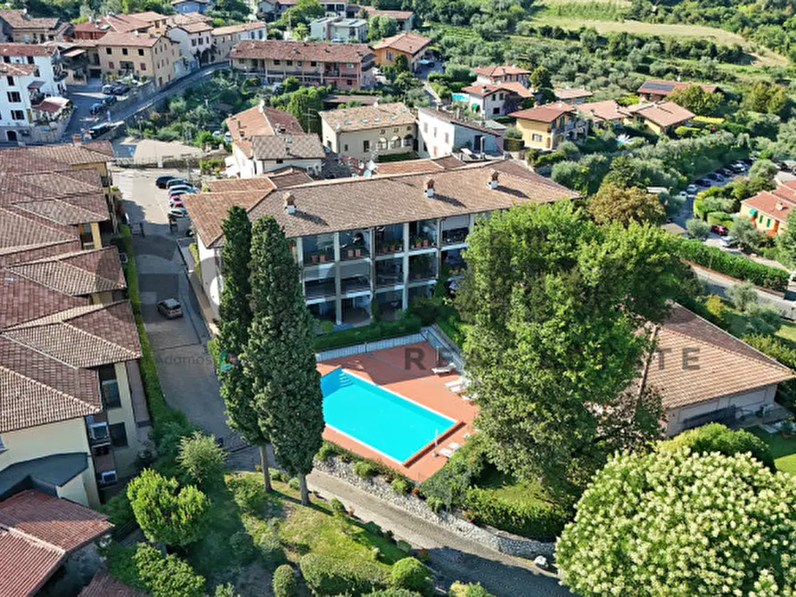 Immagine 30 di Appartamento in vendita  in Piazza Olivieri 2 a Polpenazze Del Garda