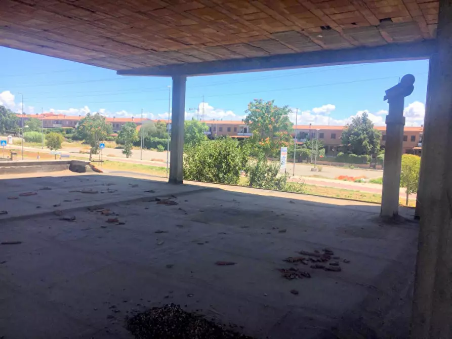 Immagine 26 di Palazzo in vendita  in via della Stazione di Cesano a Roma