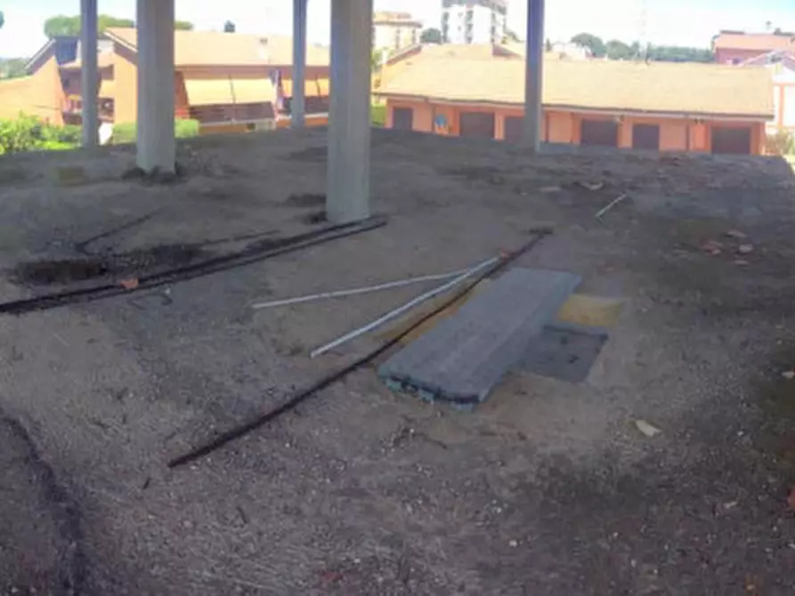 Immagine 34 di Palazzo in vendita  in via della Stazione di Cesano a Roma